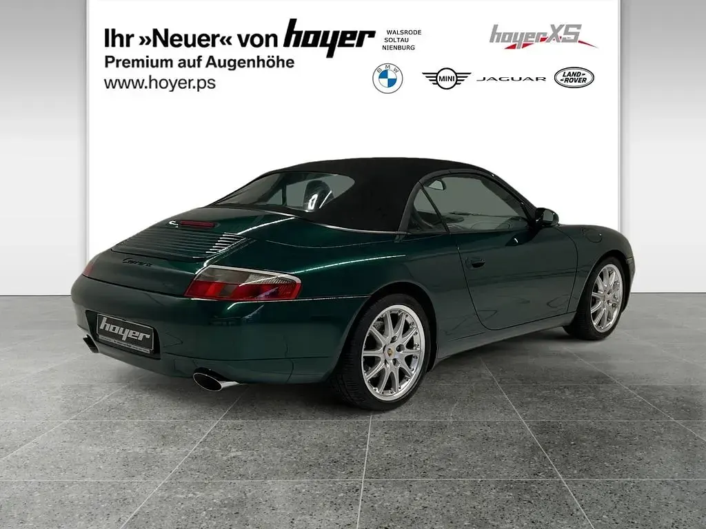 Gebraucht Porsche 996 300 PS (220 kW) 2001 Grün Cabrio