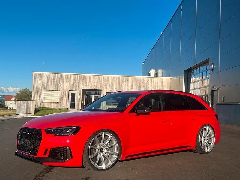 Gebraucht Audi RS4 Comfort 450 PS (330 kW) 2018 Rot Kombi