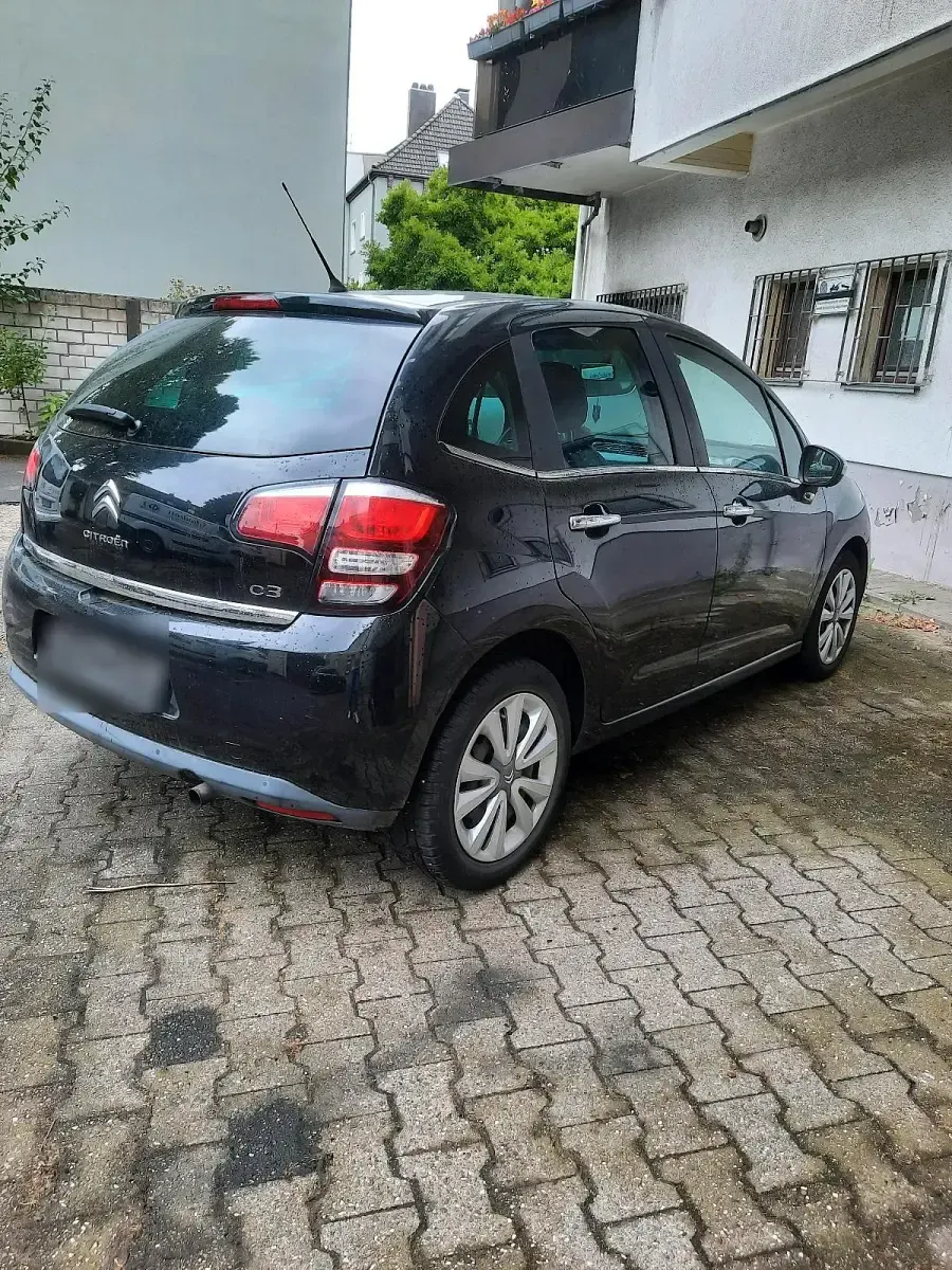 Gebraucht Citroën C3 60 PS (44 kW) 2014 Schwarz Kleinwagen