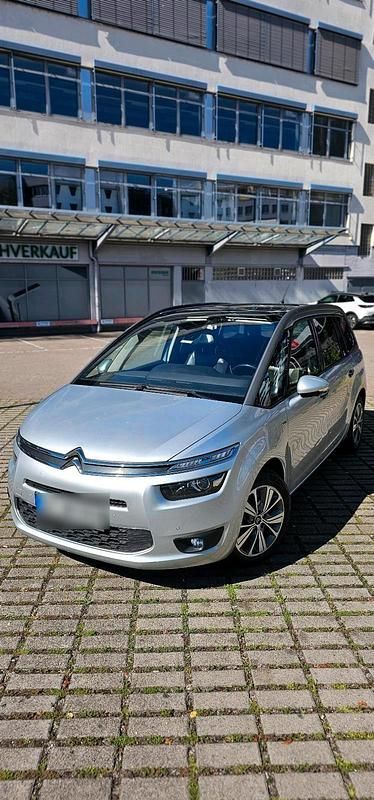 Grau Gebraucht 2015 Citroën C4 SpaceTourer Exclusive Van / Kleinbus | 8.500 € (Fairer Preis) - Bild 1/4