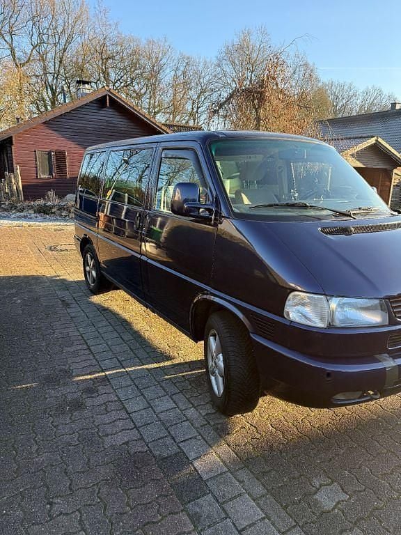 Gebraucht VW T4 151 PS (111 kW) 1999 Blau Van