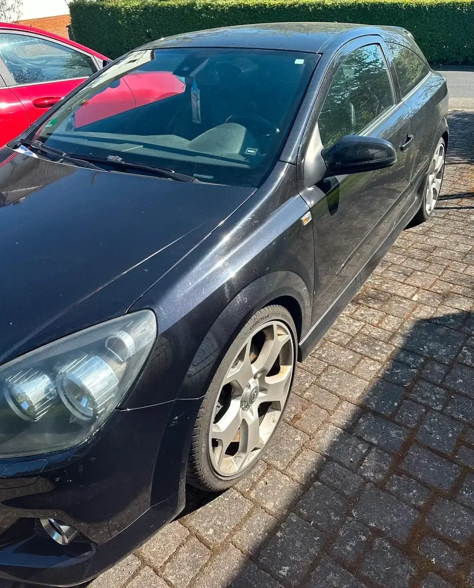 Gebraucht Opel Astra OPC 241 PS (177 kW) 2006 Schwarz Coupé