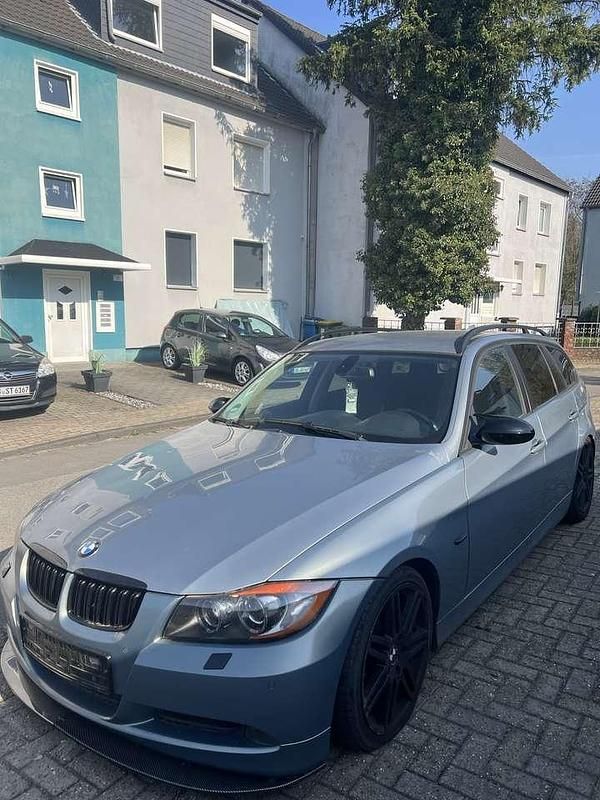 Gebraucht BMW 320 163 PS (119 kW) 2007 Kombi