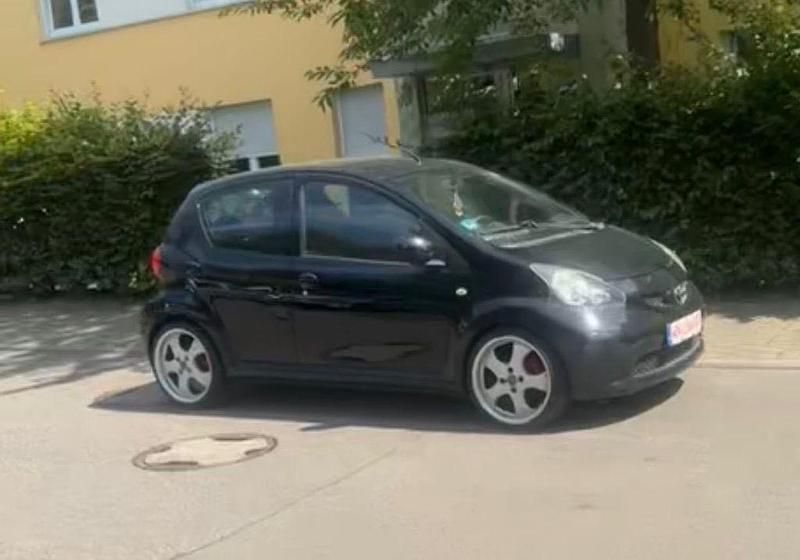 Schwarz Gebraucht 2008 Toyota Aygo Kleinwagen | 2.250 € (Guter Preis) - Bild 1/4