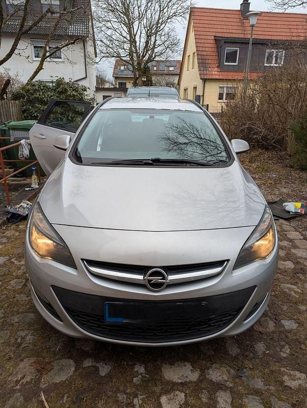 Gebraucht Opel Astra 110 PS (80 kW) 2016 Grau Kombi