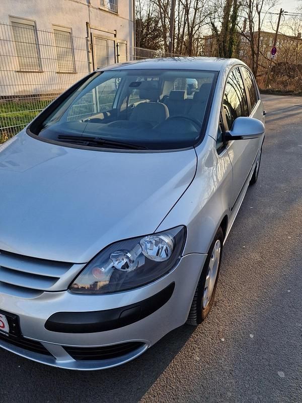 Silber Gebraucht 2006 VW Golf Plus Cross Van / Kleinbus | 4.000 € (Fairer Preis) - Bild 1/4