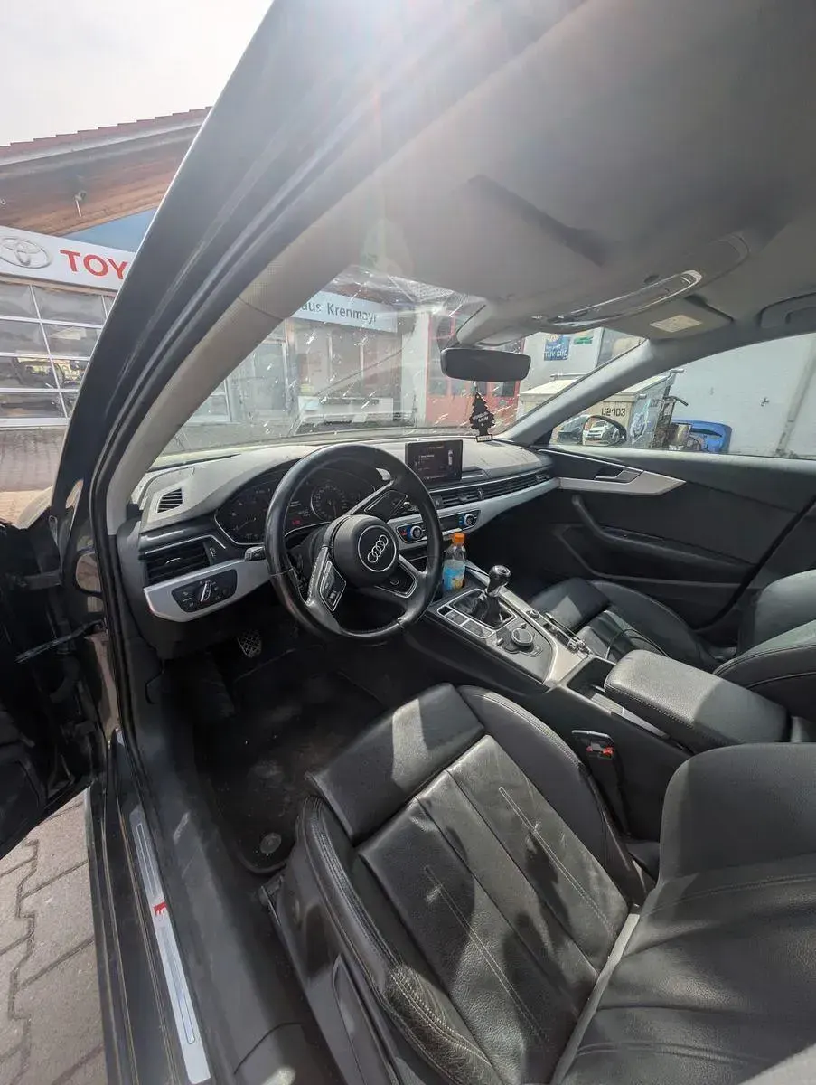 Usata Audi A4 Ambiente 150 CV (110 kW) 2018 Grigio Station wagon