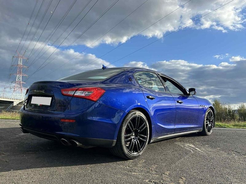 Gebraucht Maserati Ghibli 410 PS (301 kW) 2014 Blau Limousine