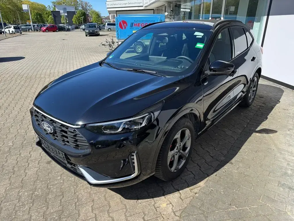 Gebraucht Ford Kuga ST-Line X 186 PS (136 kW) 2025 Schwarz SUV