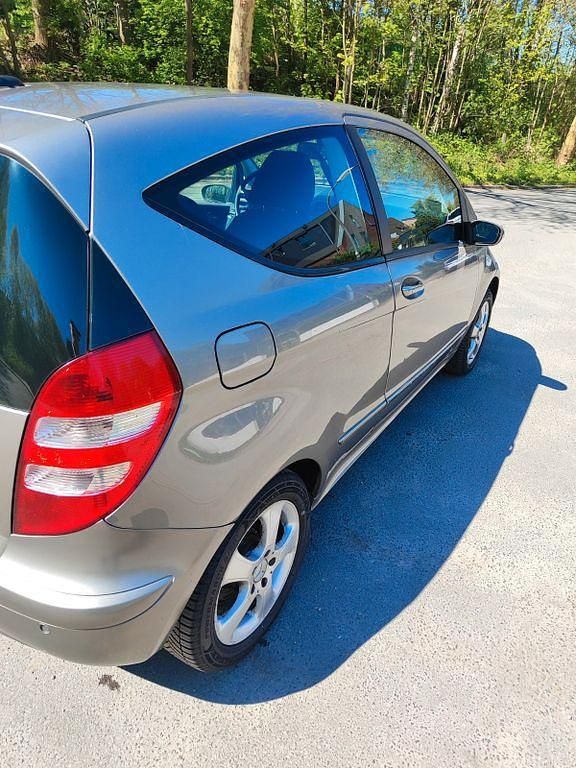 Gebraucht Mercedes A200 Elegance 136 PS (100 kW) 2006 Gold Limousine