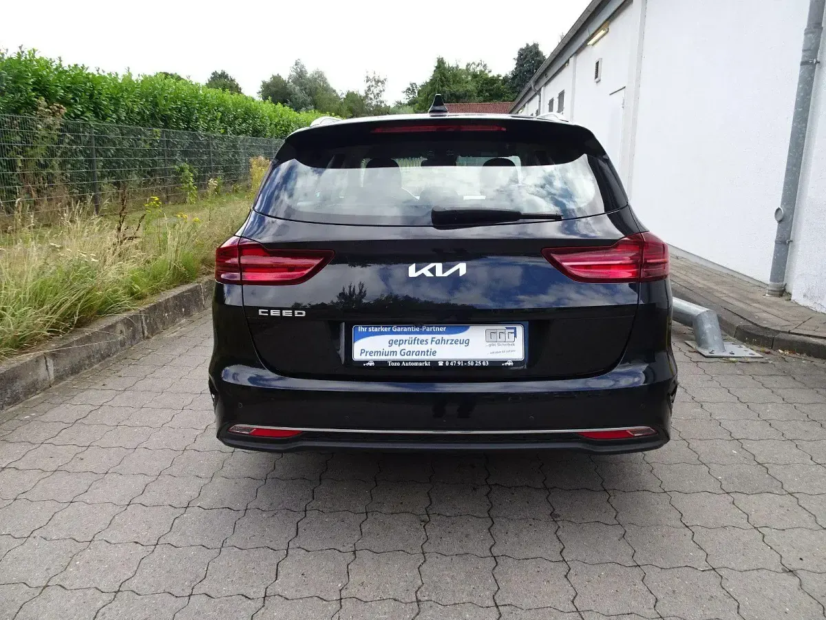 Gebraucht Kia Ceed Sportswagon 160 PS (117 kW) 2022 Schwarz Kombi