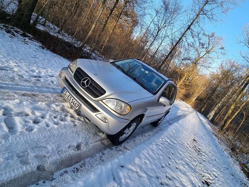 Gebraucht 2005 Mercedes ML270 Edition SUV | 3.500 € (Guter Preis) - Bild 1/4