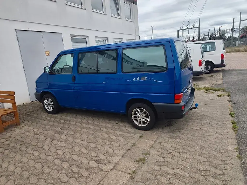 Gebraucht VW T4 102 PS (75 kW) 1999 Blau Van