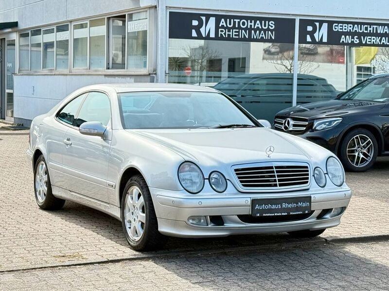 Silber Gebraucht 2000 Mercedes CLK200 Coupé | 5.450 € (Fairer Preis) - Bild 1/4