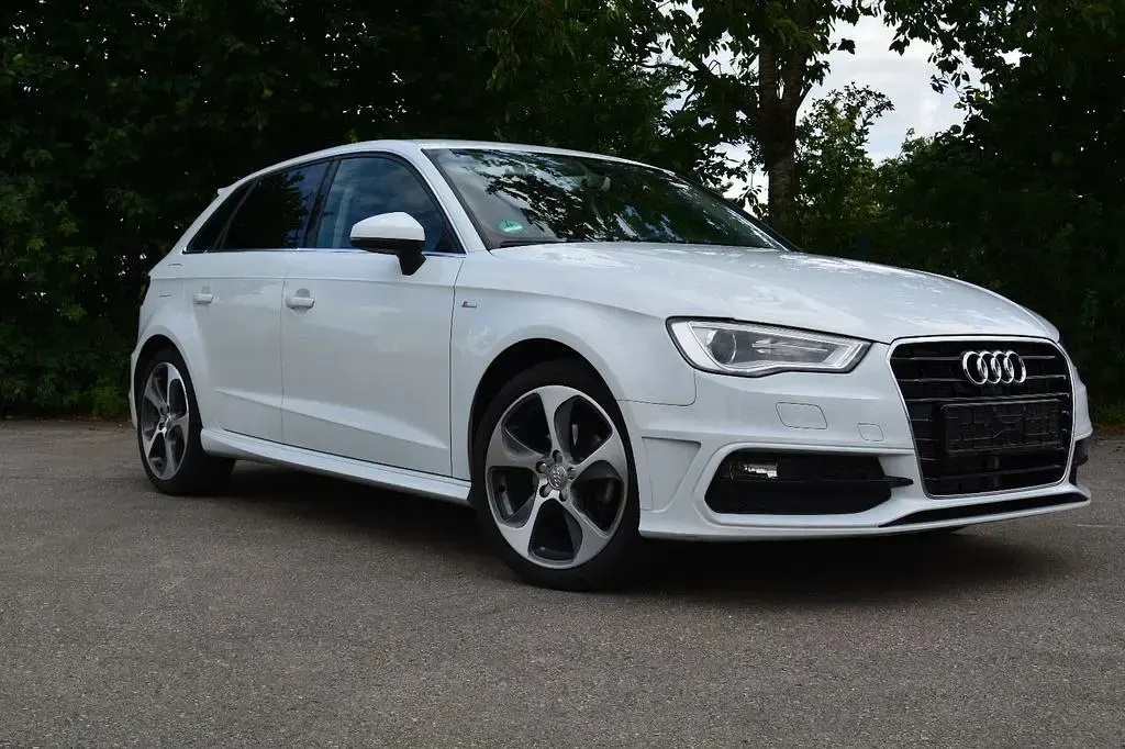 Gebraucht Audi A3 Ambition 125 PS (91 kW) 2016 Weiß Limousine