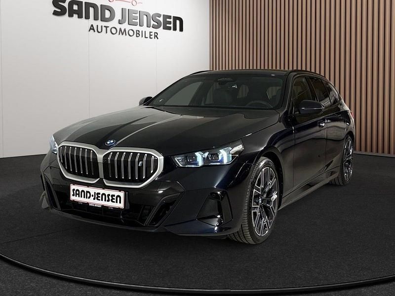 Second-hand BMW i5 Comfort Edition 250 kW (340 CP) 2025 Gri