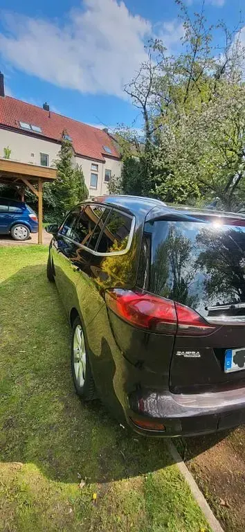 Gebraucht Opel Zafira Tourer 165 PS (121 kW) 2012 Braun Van / Kleinbus