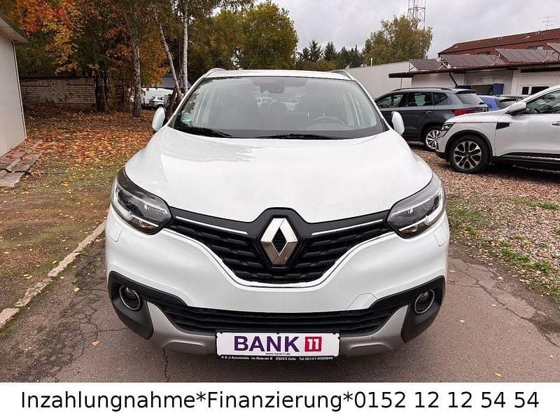 Weiß Gebraucht 2017 Renault Kadjar XMOD SUV | 12.950 € (Fairer Preis) - Bild 1/4