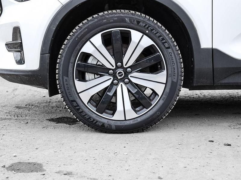 Gebraucht Volvo XC40 Plus 211 PS (155 kW) 2023 Weiß SUV