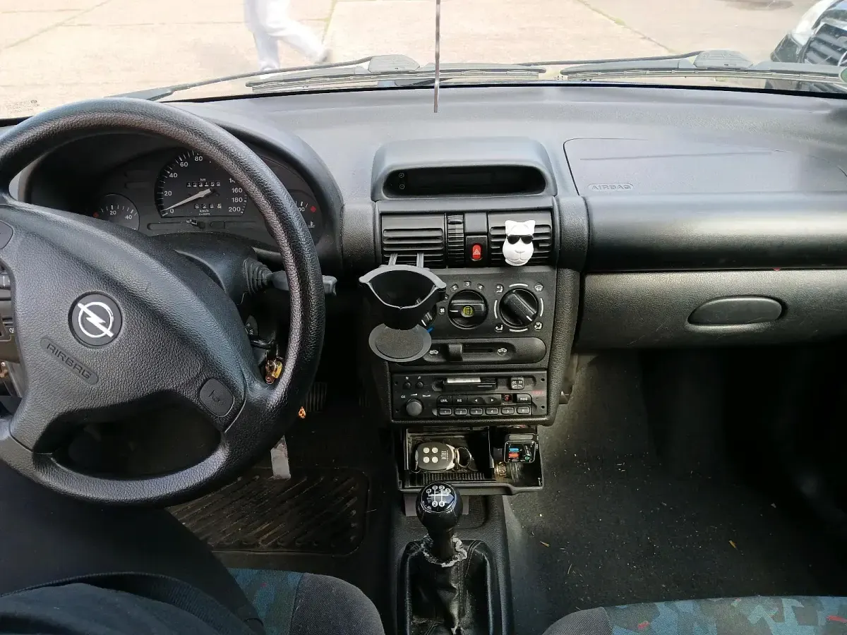 Gebraucht Opel Corsa 65 PS (47 kW) 2000 Blau Kleinwagen