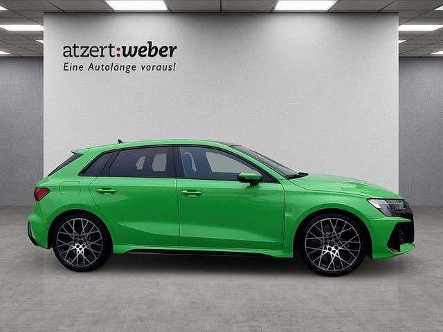 Gebraucht Audi RS3 Sportback Ambiente 400 PS (294 kW) 2025 Kyalamigrün Kleinwagen