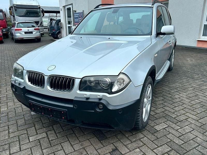 Silber Gebraucht 2005 BMW X3 Advantage SUV | 3.800 € (Superpreis) - Bild 1/4