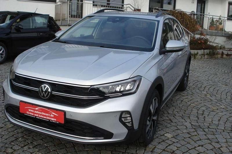 Neu VW Taigo 116 PS (85 kW) 2025 Reflex silber metallic SUV