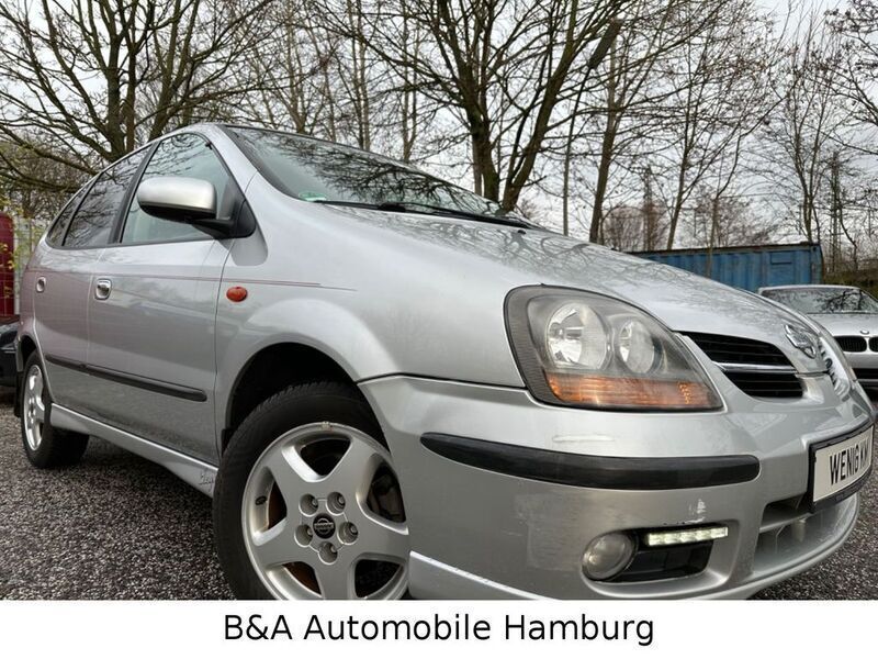 Silber Gebraucht 2000 Nissan Almera Tino Van / Kleinbus | 4.500 € (Teuer) - Bild 1/4