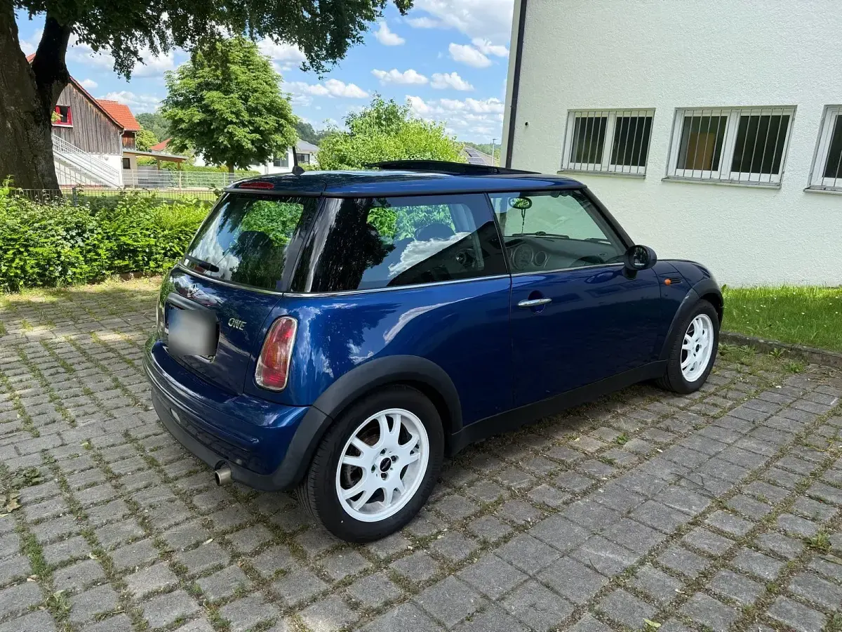 Gebraucht Mini Cooper 90 PS (66 kW) 2001 Blau Kleinwagen