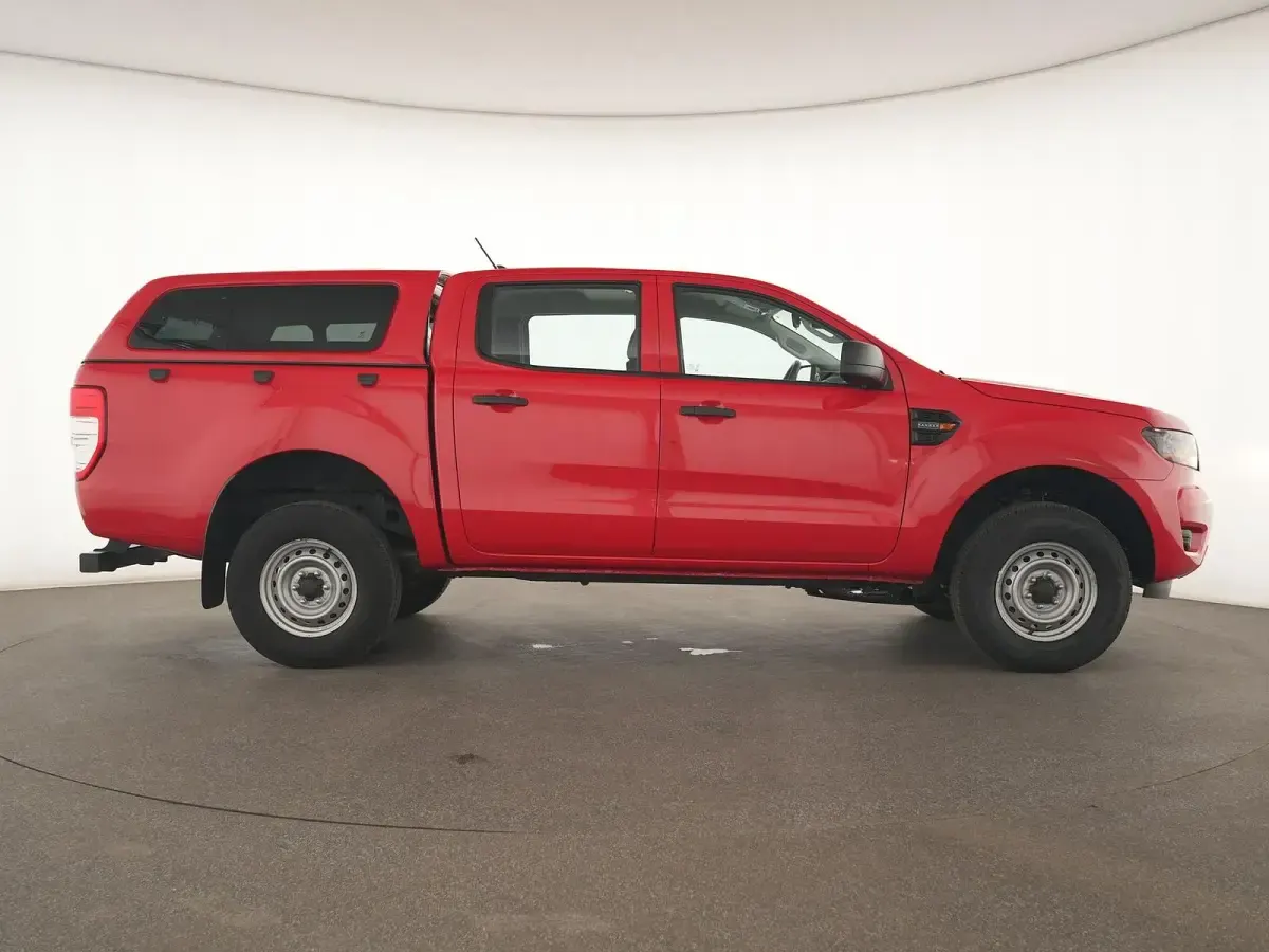 Gebraucht Ford Ranger 170 PS (125 kW) 2022 Race rot Pickup