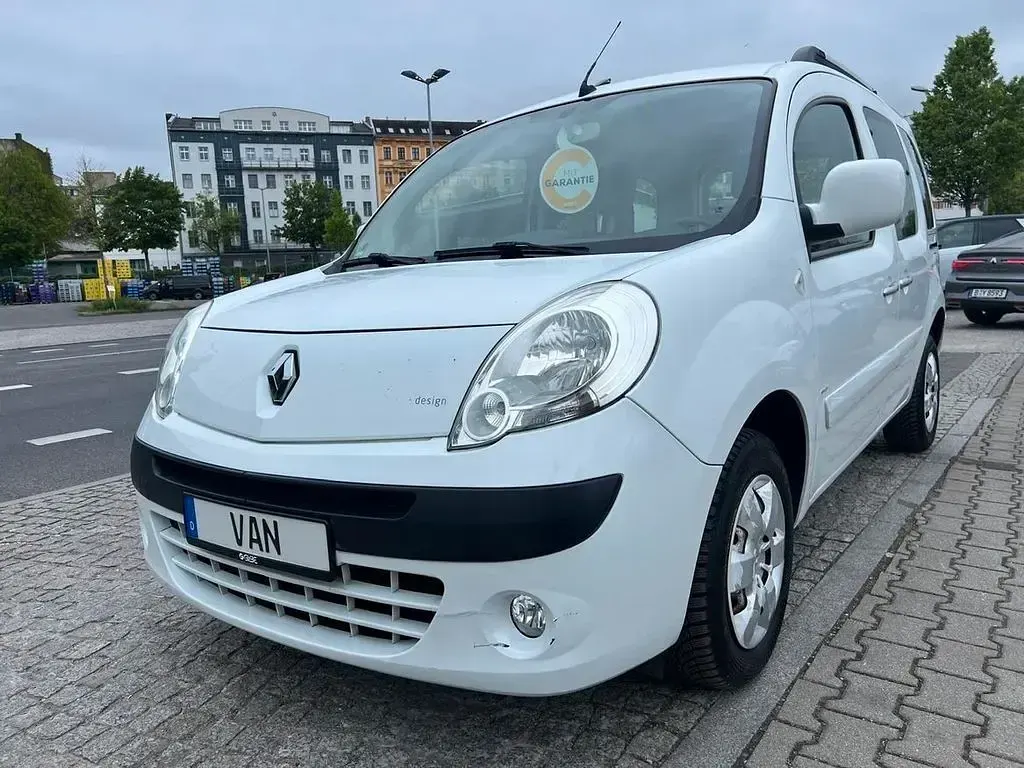 Używany Renault Kangoo 90 KM (66 kW) 2012 Biały Minivan