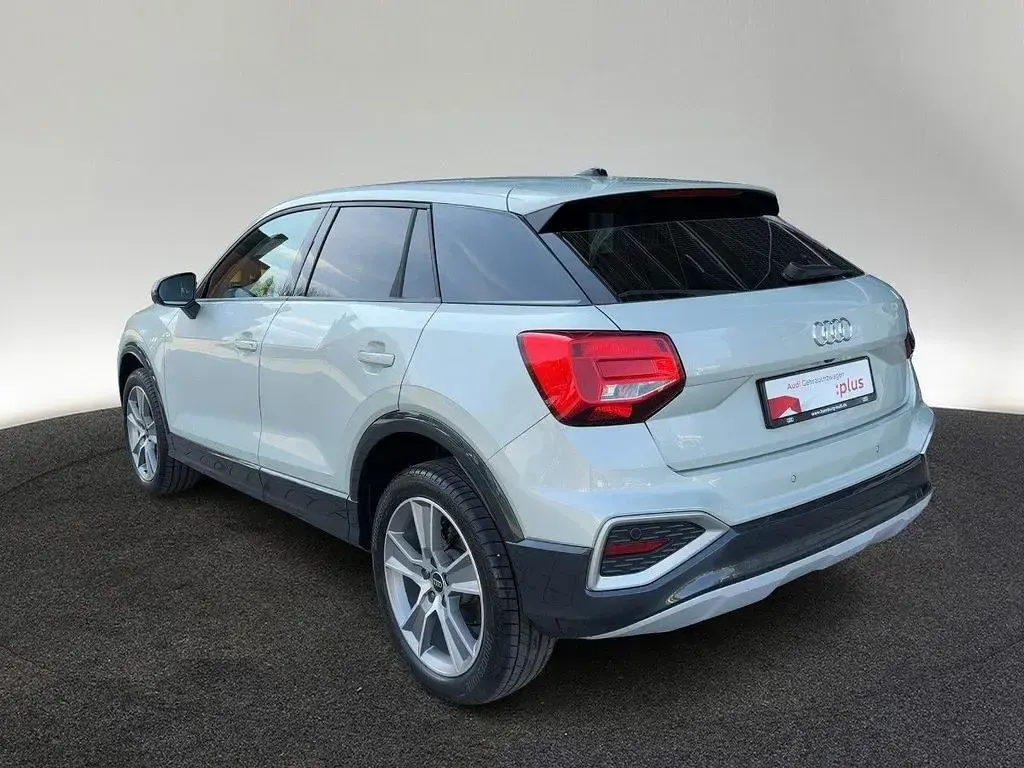 Używany Audi Q2 Advanced Plus 150 KM (110 kW) 2025 Srebrny SUV
