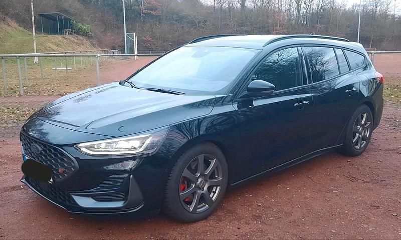 Gebraucht Ford Focus ST-Line 280 PS (205 kW) 2023 Schwarz Kombi