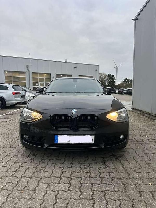 Gebraucht BMW 116 136 PS (100 kW) 2012 Schwarz Kleinwagen
