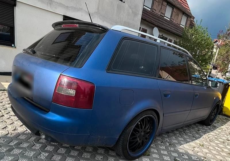 Second-hand Audi A6 180 CP (132 kW) 2003 Albastru Break