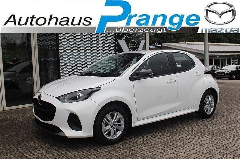 Neu Mazda 2 Center-Line 116 PS (85 kW) 2025 Weiß Kleinwagen