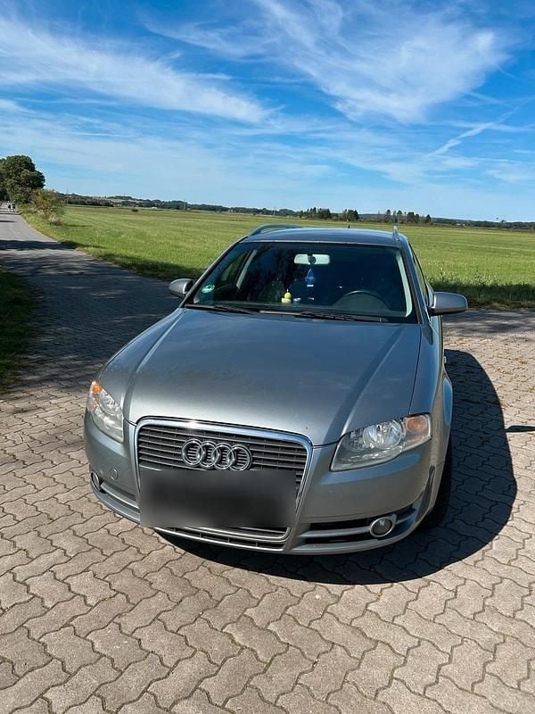 Silber Gebraucht 2006 Audi A4 Kombi | 4.000 € (Fairer Preis) - Bild 1/4
