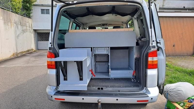 Second-hand VW T5 130 CP (95 kW) 2007 Argintiu Van