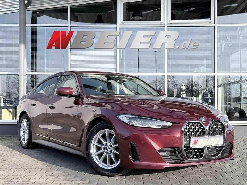 Gebraucht BMW 420 Shadowline 190 PS (139 kW) 2023 Aventurinrot iii metallic Coupé