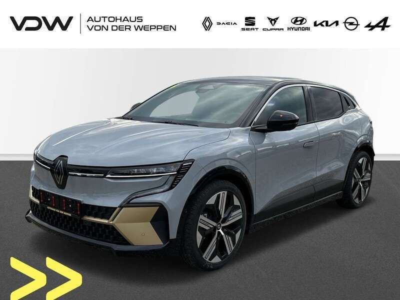 Grau Gebraucht 2024 Renault Mégane Iconic Limousine | 40.980 € (Teuer) - Bild 1/4