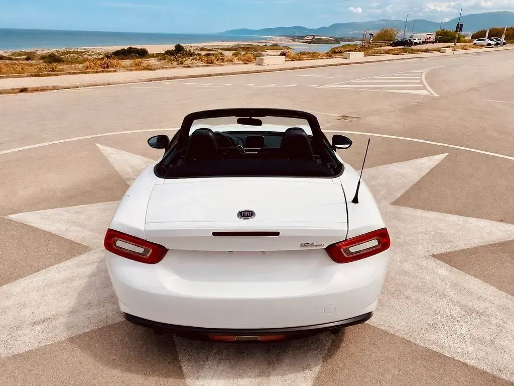 Gebraucht Fiat 124 Spider Classica 162 PS (119 kW) 2017 Weiß Cabrio