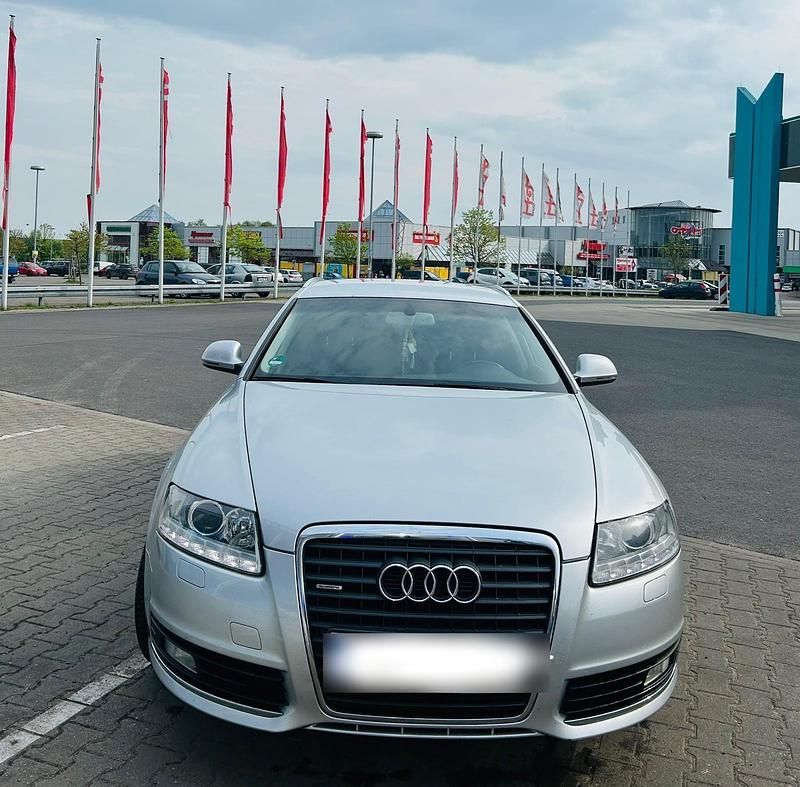 Gebraucht Audi A6 190 PS (139 kW) 2011 Grau Kombi