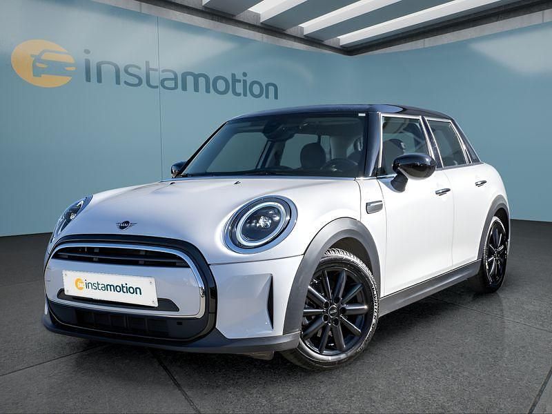 Gebraucht Mini Cooper 136 PS (100 kW) 2023 Weiß Kleinwagen