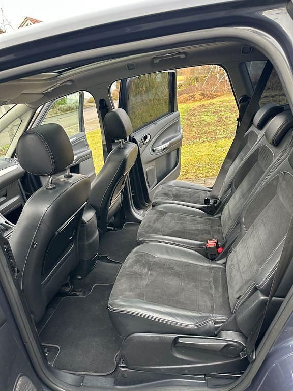 Gebraucht Ford S-MAX Titanium 200 PS (147 kW) 2013 Grau Van / Kleinbus