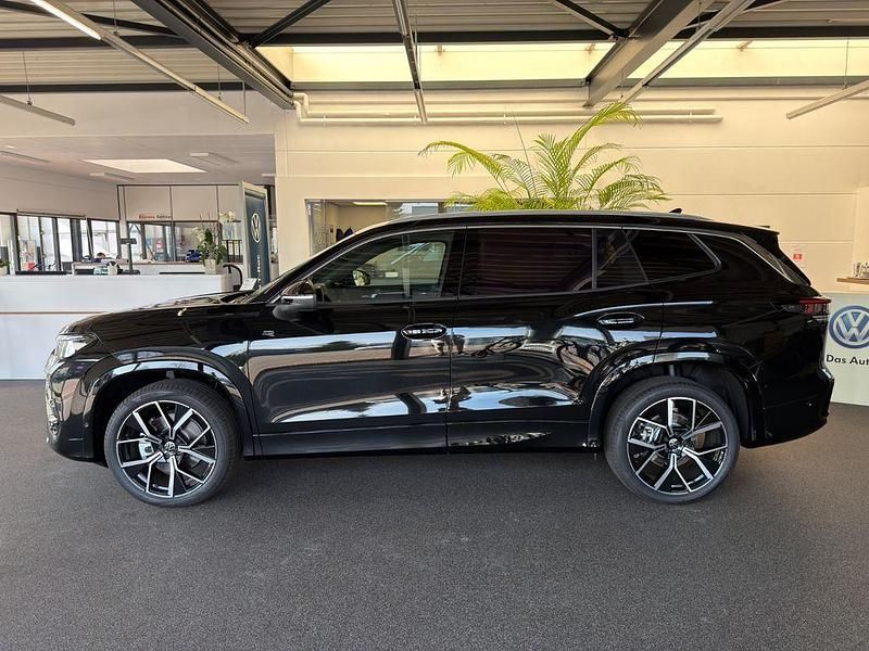 Neu VW Tayron R-line 193 PS (141 kW) 2026 Schwarz SUV