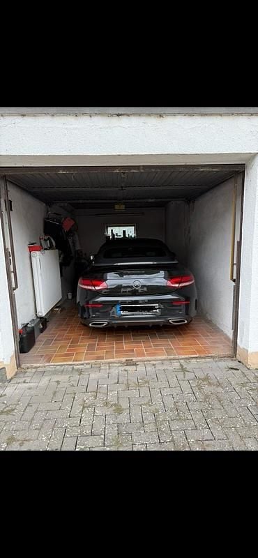 Schwarz Gebraucht 2019 Mercedes C200 AMG line Cabrio | 35.000 € (Teuer) - Bild 1/4