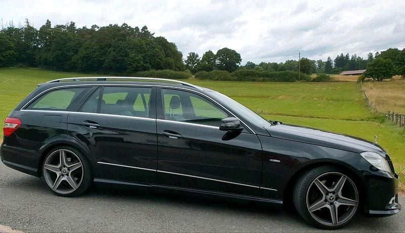 Gebraucht Mercedes E350 Avantgarde 210 PS (154 kW) 2010 Schwarz Kombi