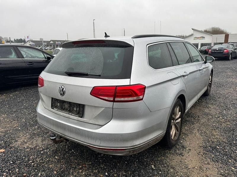 Gebraucht VW Passat Comfortline 150 PS (110 kW) 2019 Silber Kombi