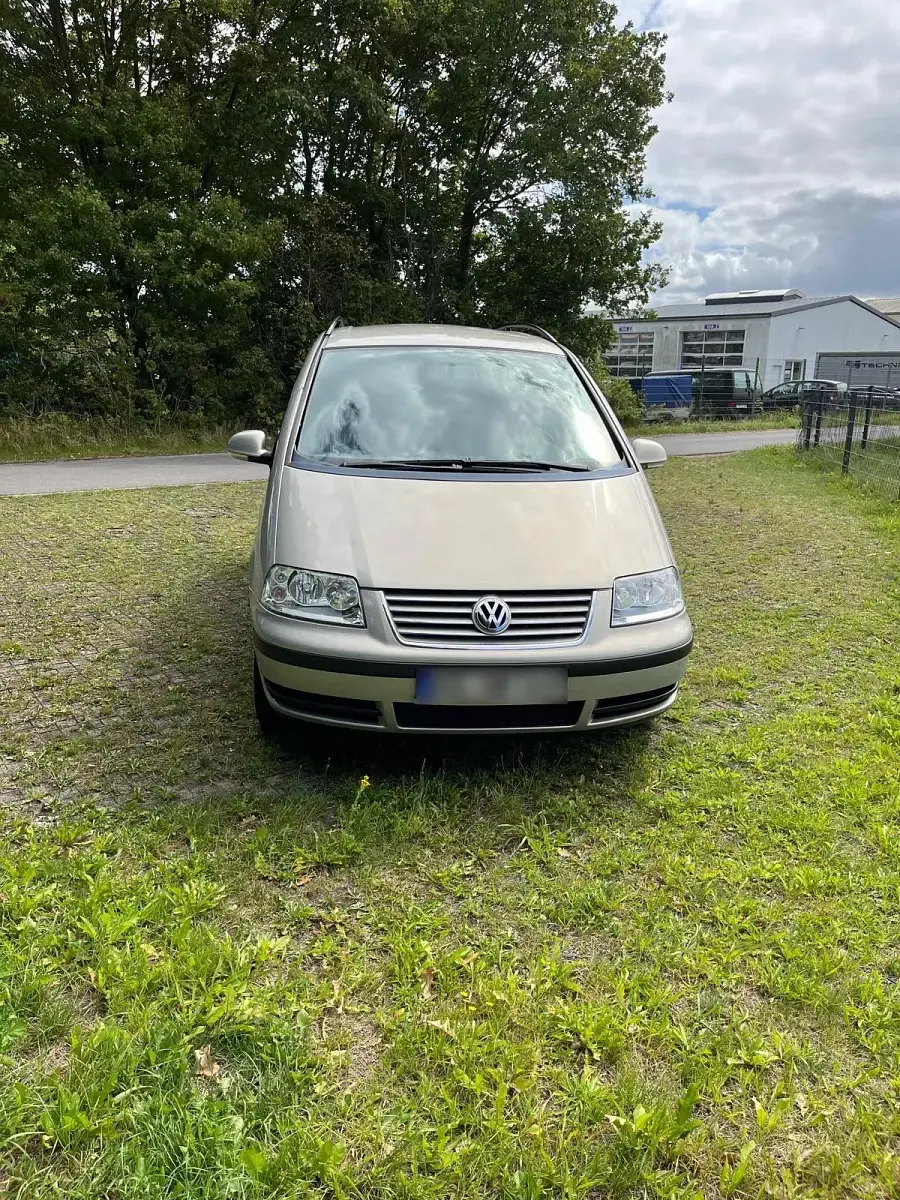 Gebraucht VW Sharan Trendline 116 PS (85 kW) 2009 Silber Van / Kleinbus