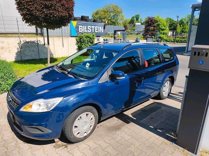 Usata Ford Focus 101 CV (74 kW) 2009 Blu Station wagon